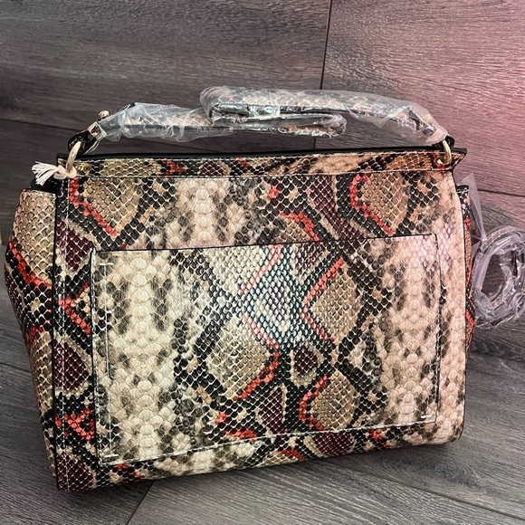 Fiorelli Flynn Satchel in Snake Emboss bag - Picture 6 of 11